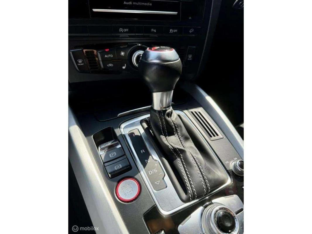 Audi SQ5 - Photo 13