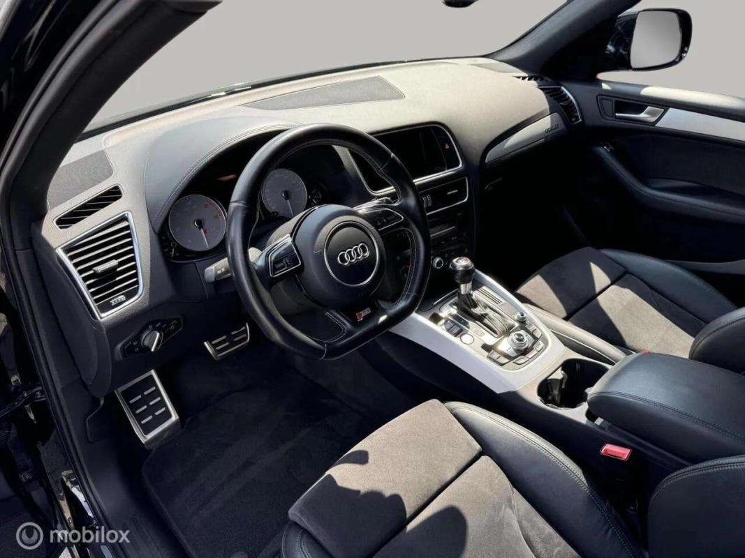 Audi SQ5 - Photo 9