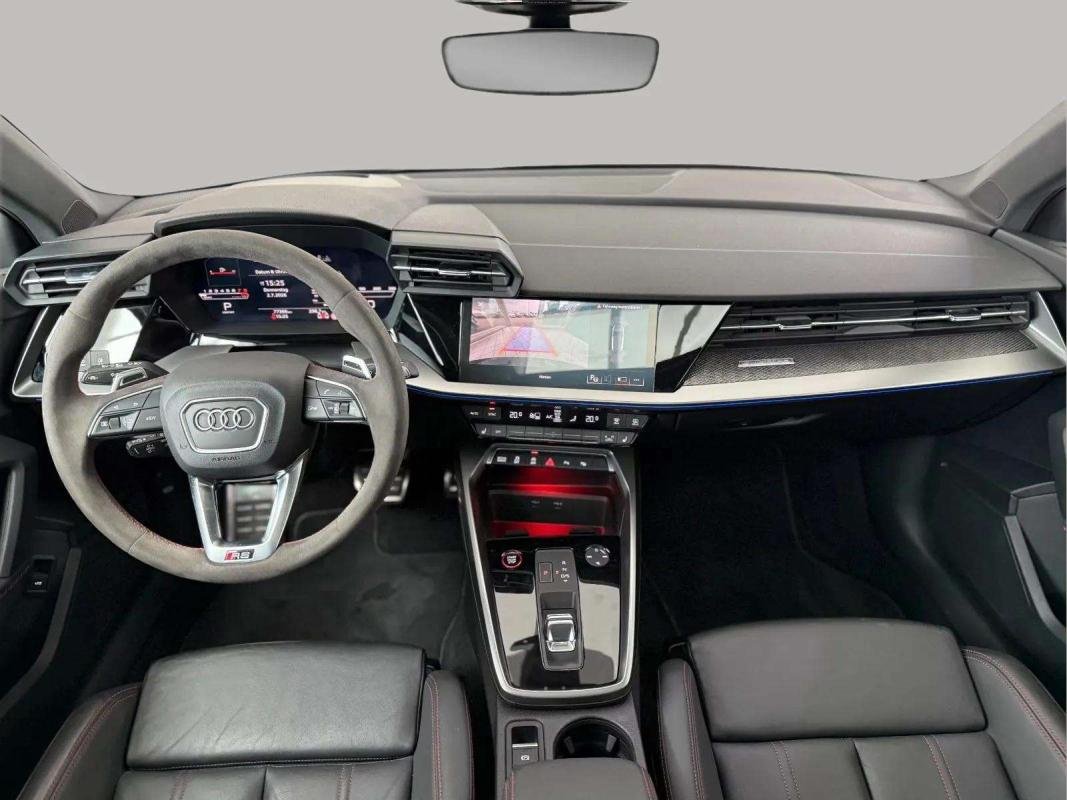 Audi RS3 - Photo 12