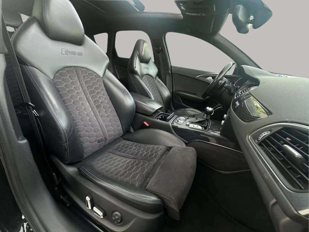 Audi RS6 - Photo 11
