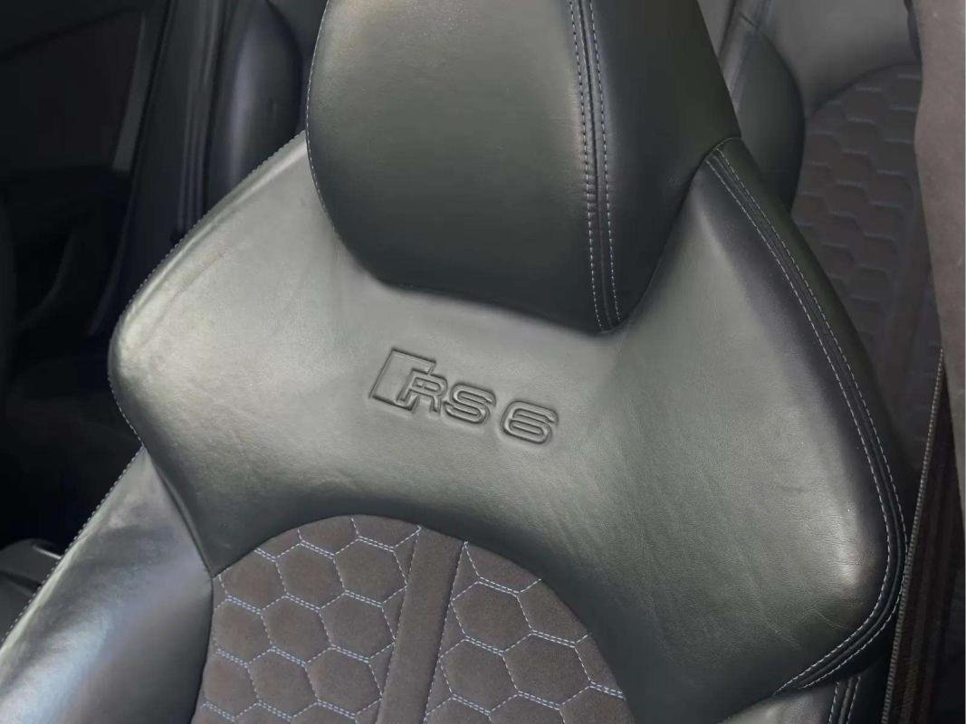 Audi RS6 - Photo 6