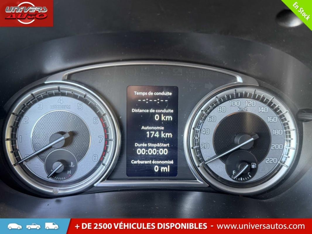 Suzuki Vitara - Photo 23