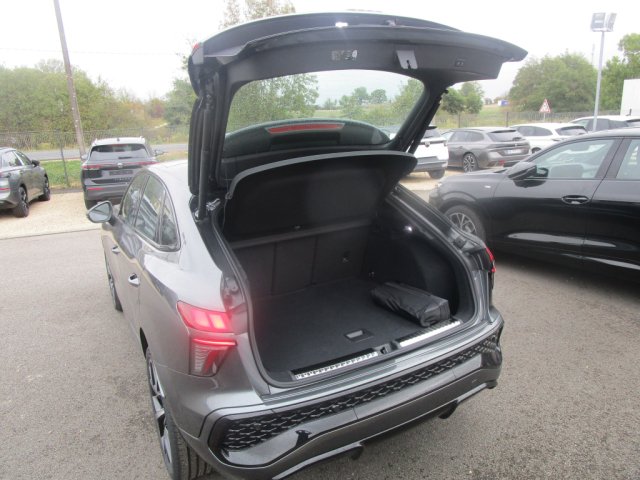 Audi Q3 Sportback - Photo 10