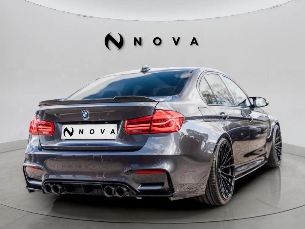 BMW M3 - Photo 5
