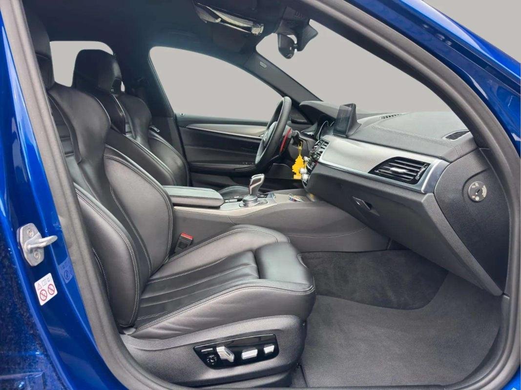 BMW M5 - Photo 13