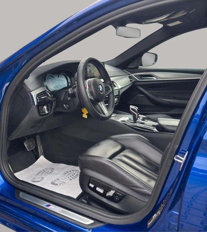 BMW M5 - Photo 15