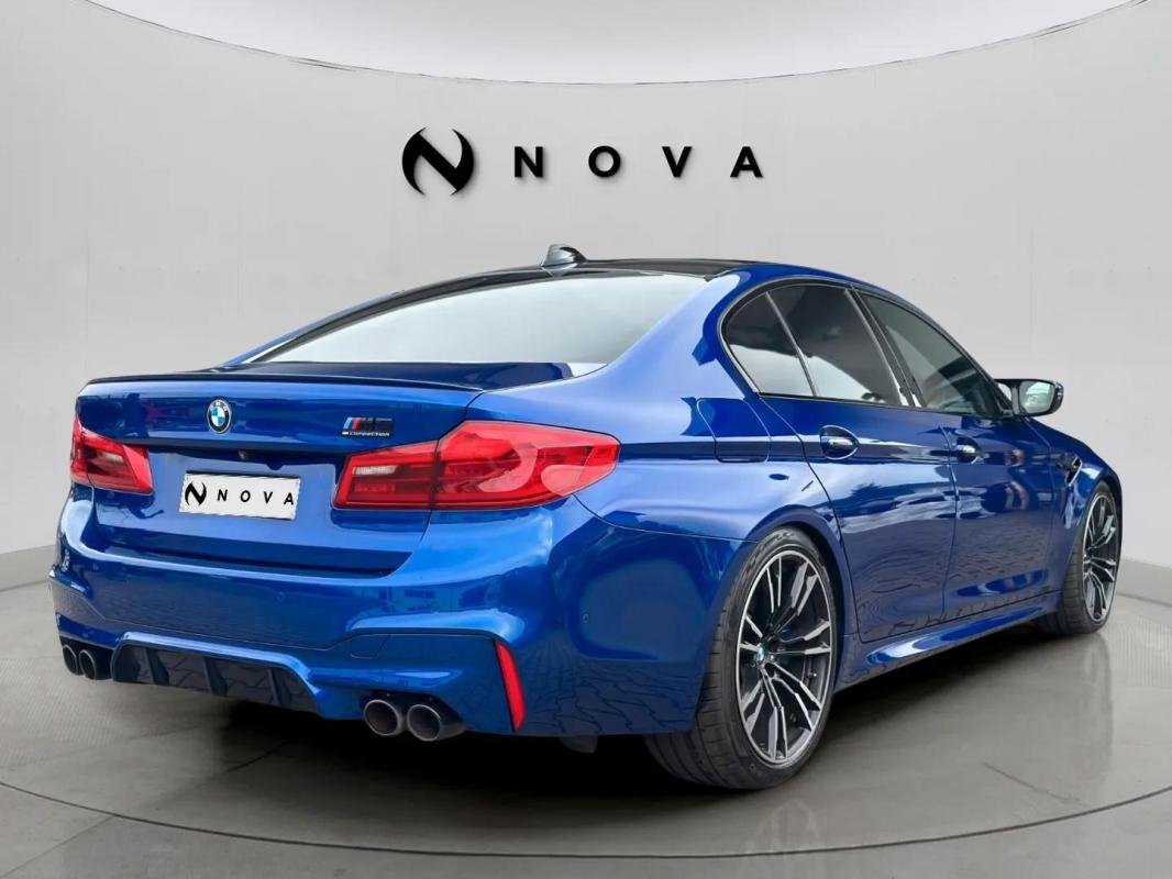 BMW M5 - Photo 5