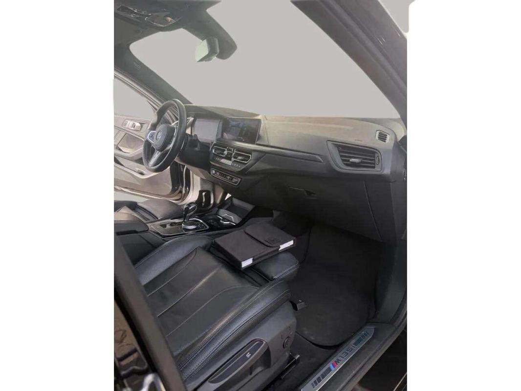 BMW 135i - Photo 9