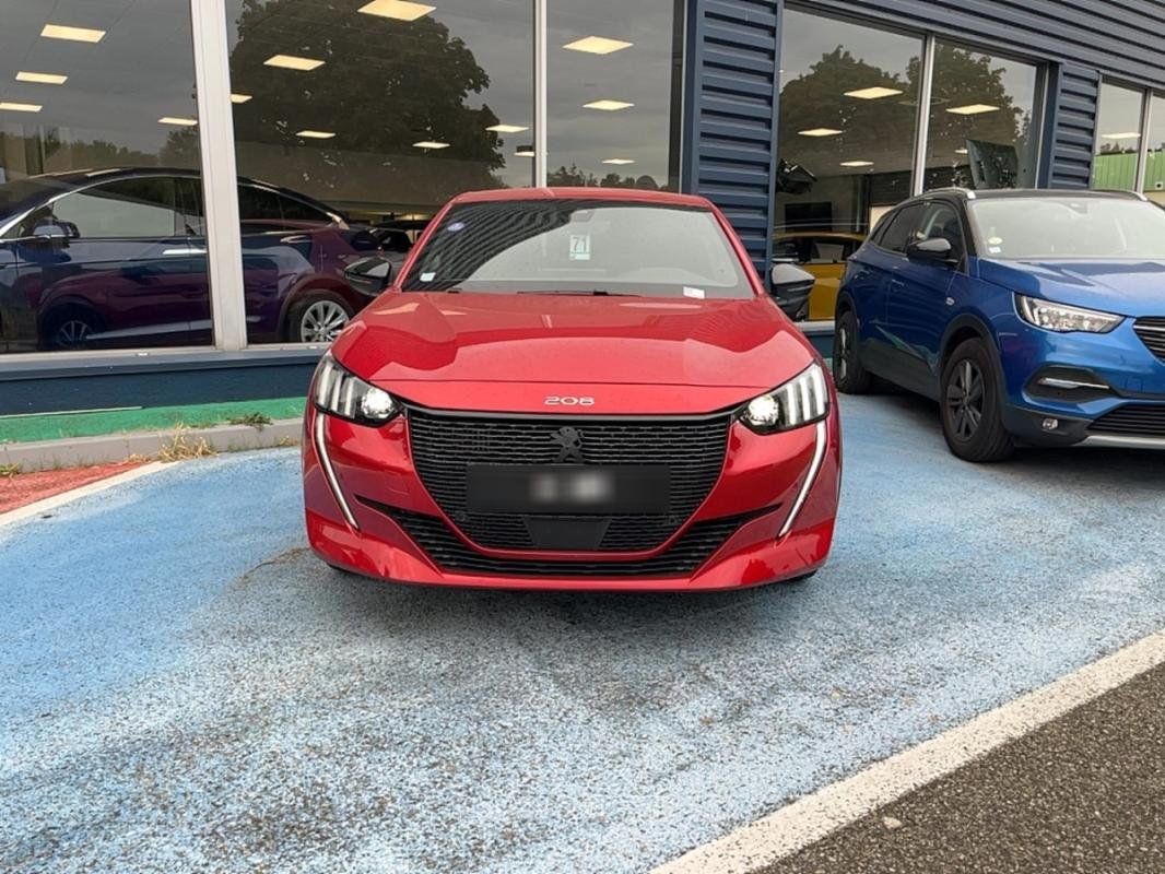 Peugeot 208 - Photo 2