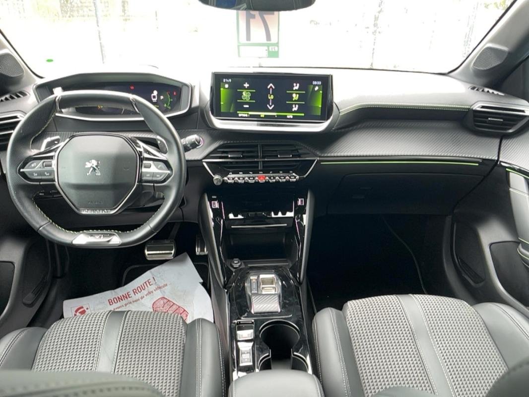 Peugeot 208 - Photo 8