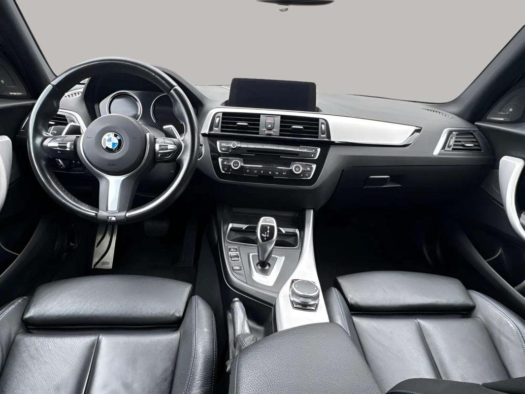 BMW 140i - Photo 8