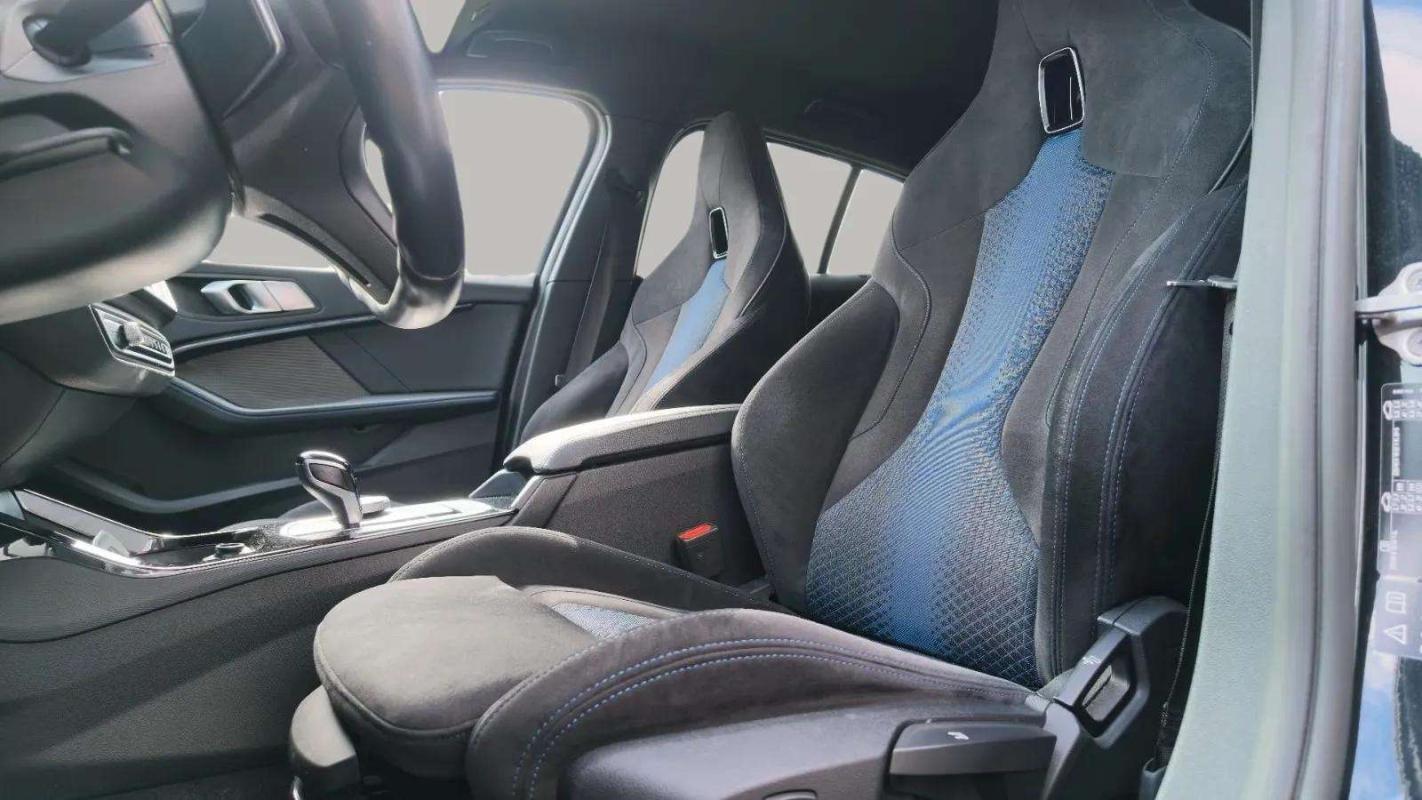 BMW 140i - Photo 11