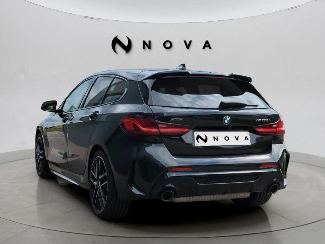 BMW 140i - Photo 2