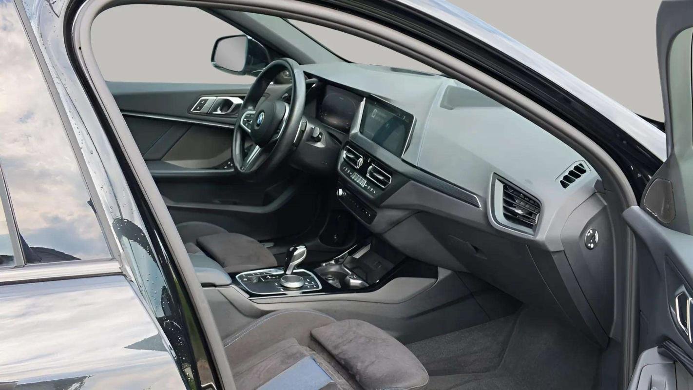 BMW 140i - Photo 7