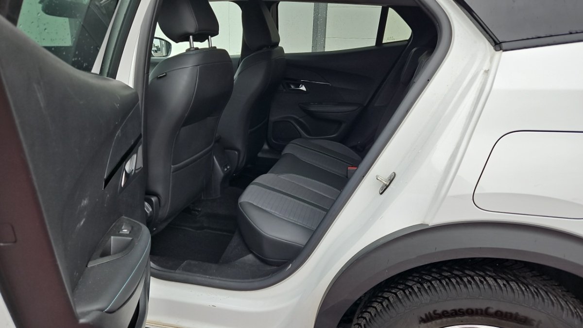 Peugeot 2008 - Photo 11