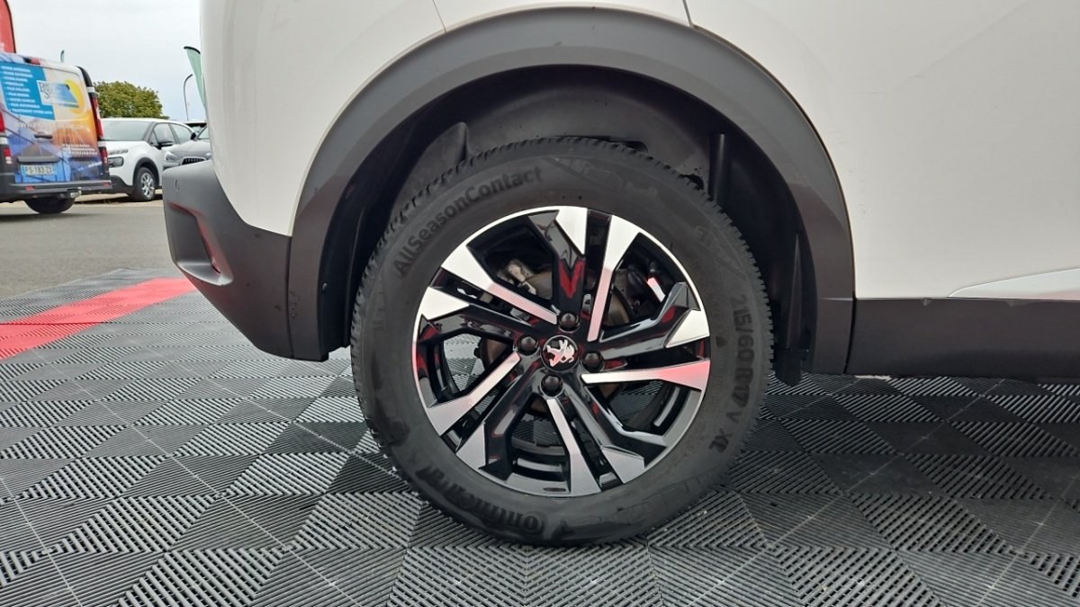 Peugeot 2008 - Photo 8