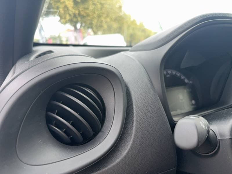 Toyota aygo x - Photo 30
