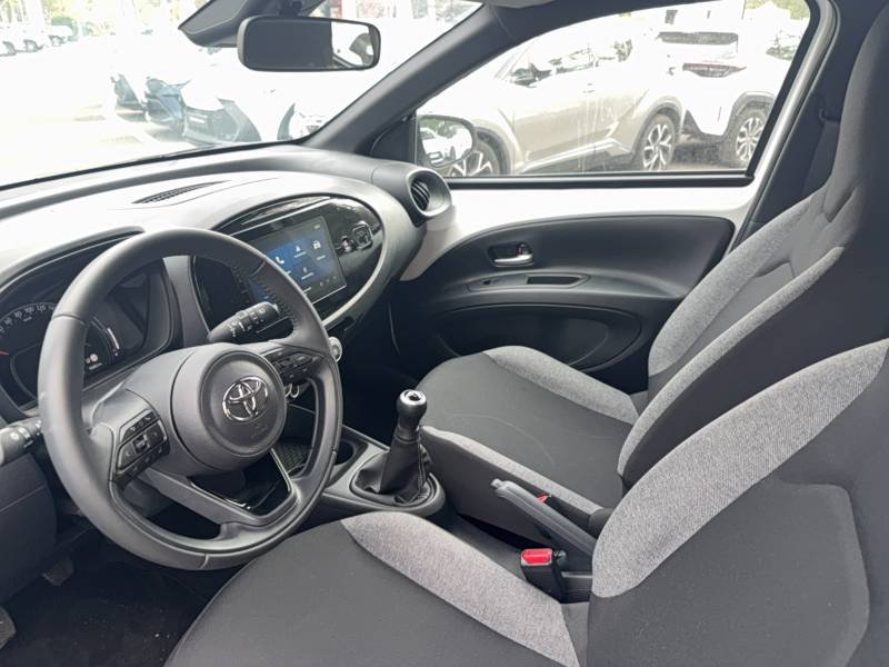 Toyota aygo x - Photo 10