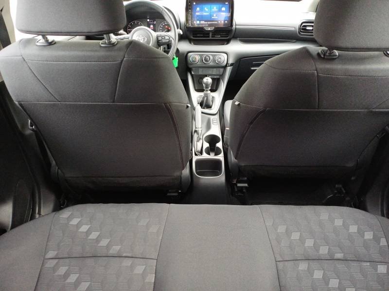 Toyota Yaris - Photo 13