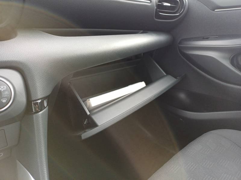 Toyota Yaris - Photo 30