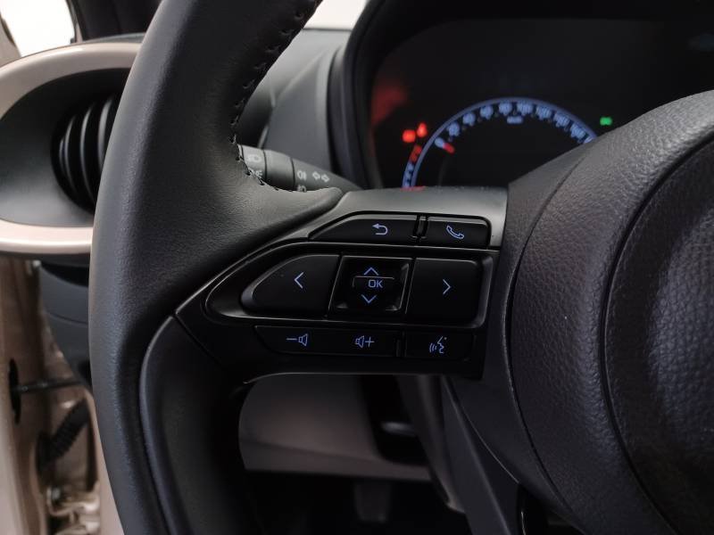 Toyota aygo x - Photo 18
