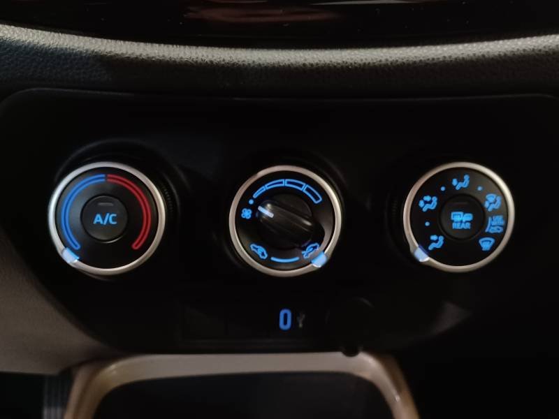 Toyota aygo x - Photo 21