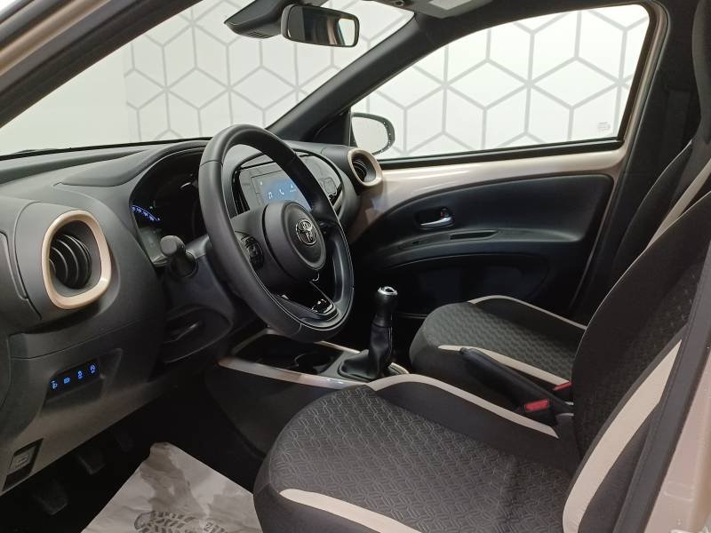 Toyota aygo x - Photo 10