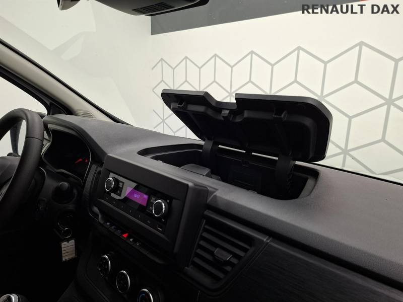 Renault Trafic - Photo 31