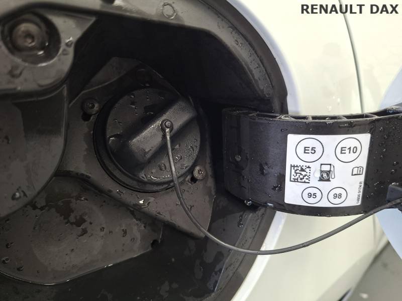 Renault Clio - Photo 24