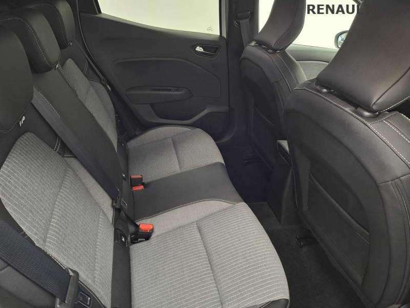 Renault Clio - Photo 27