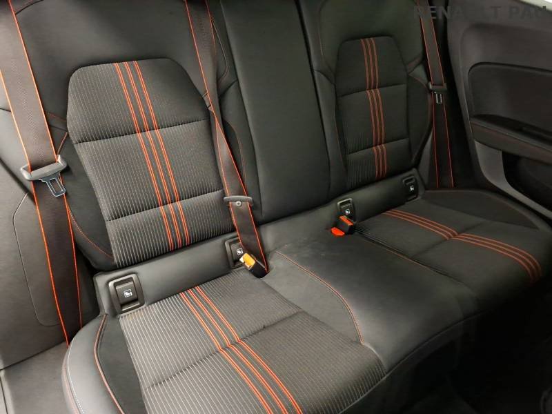 Renault Clio - Photo 15