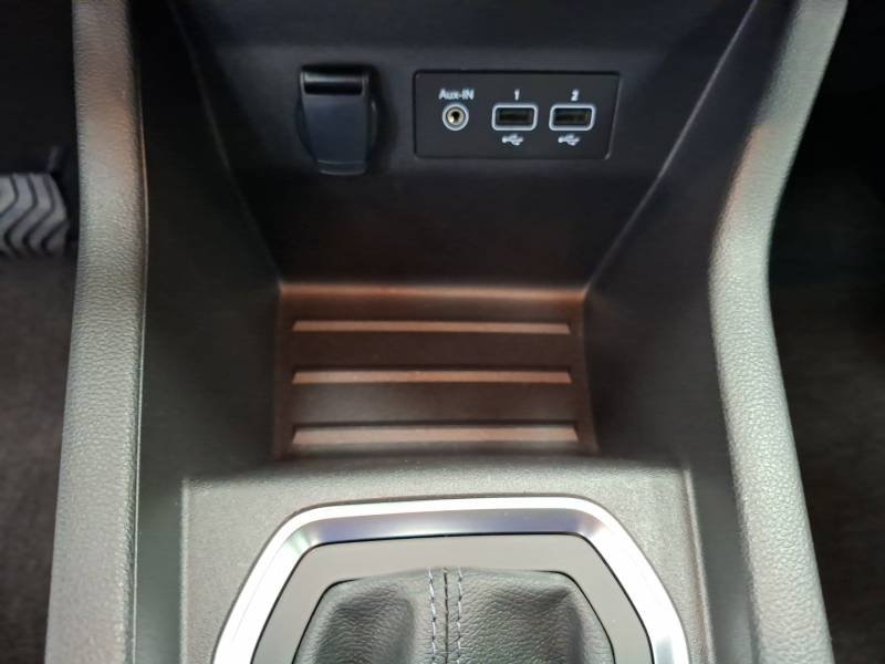 Renault Clio - Photo 24