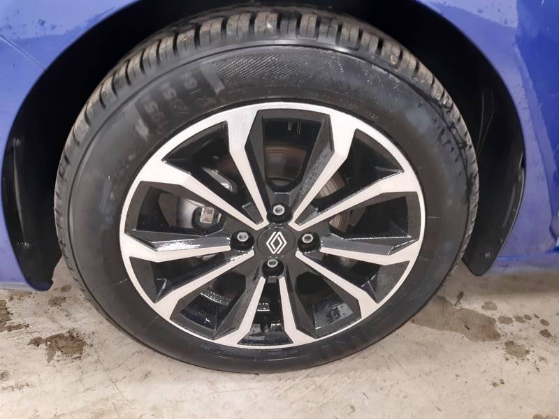 Renault Clio - Photo 27