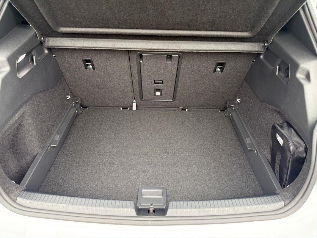 Volkswagen ID.3 NEO - Photo 31