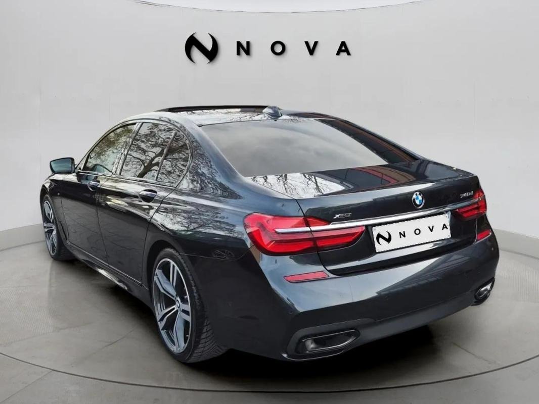 BMW 740 - Photo 3