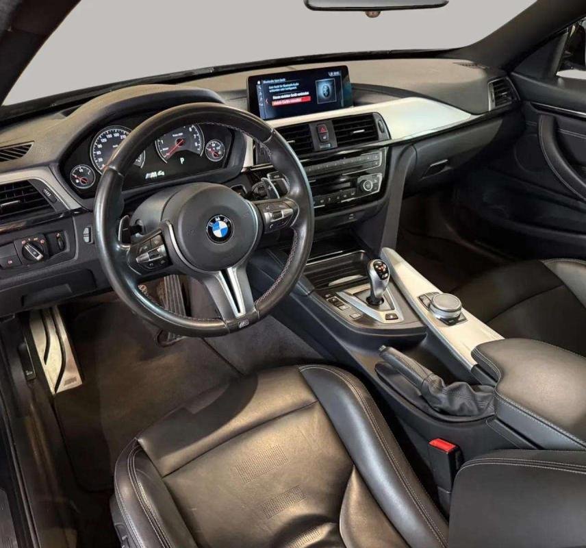 BMW M4 Coupé - Photo 11
