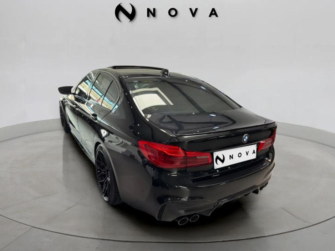 BMW M5 - Photo 3