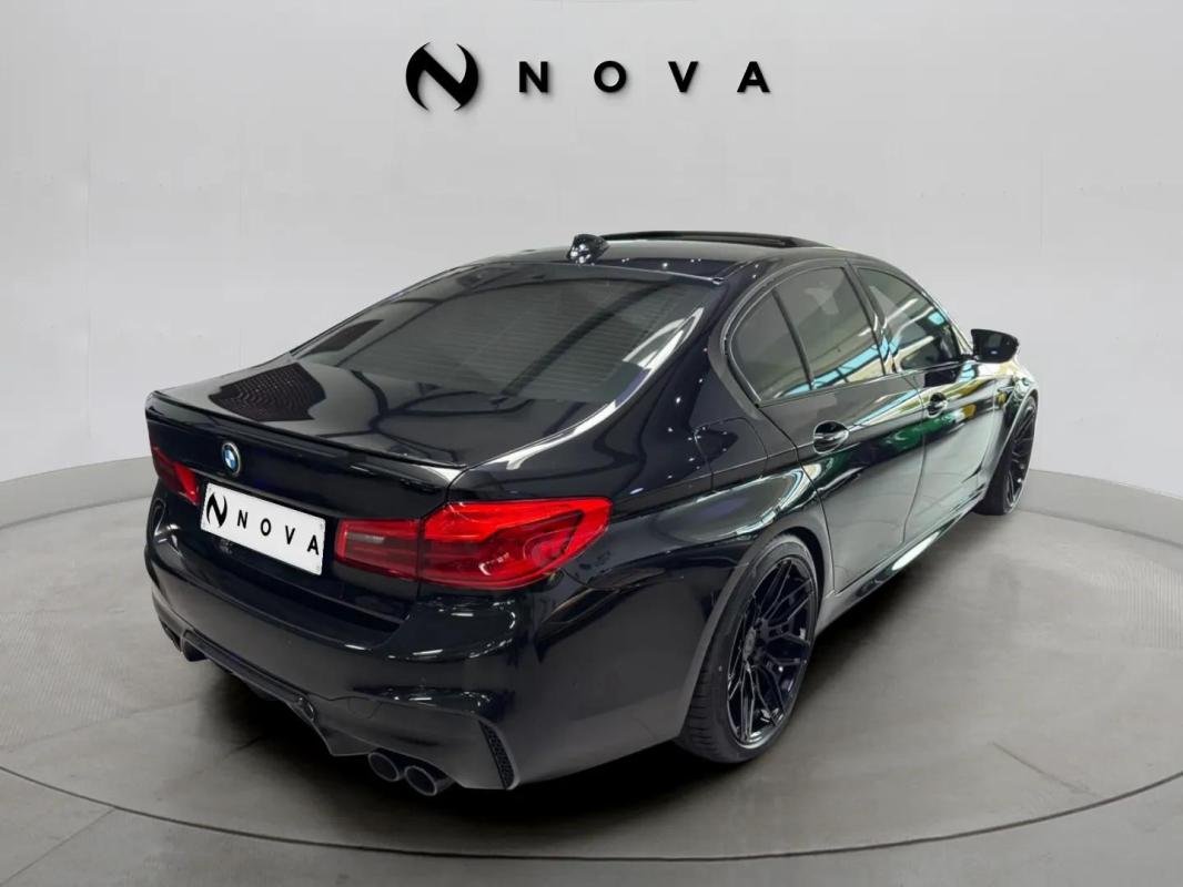 BMW M5 - Photo 4