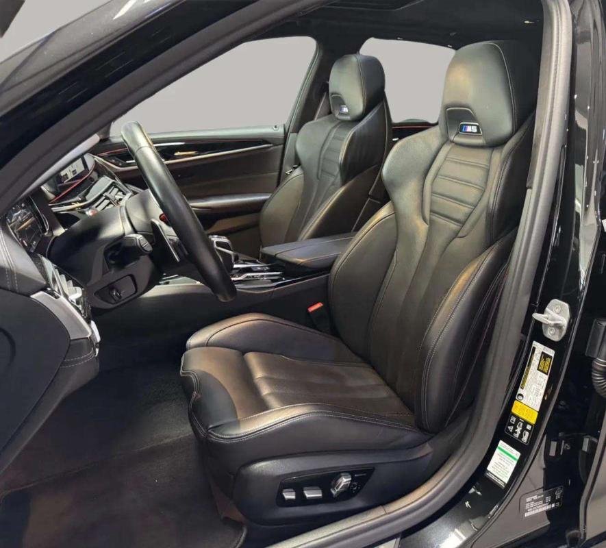 BMW M5 - Photo 8