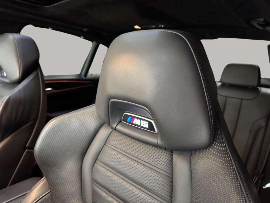 BMW M5 - Photo 10