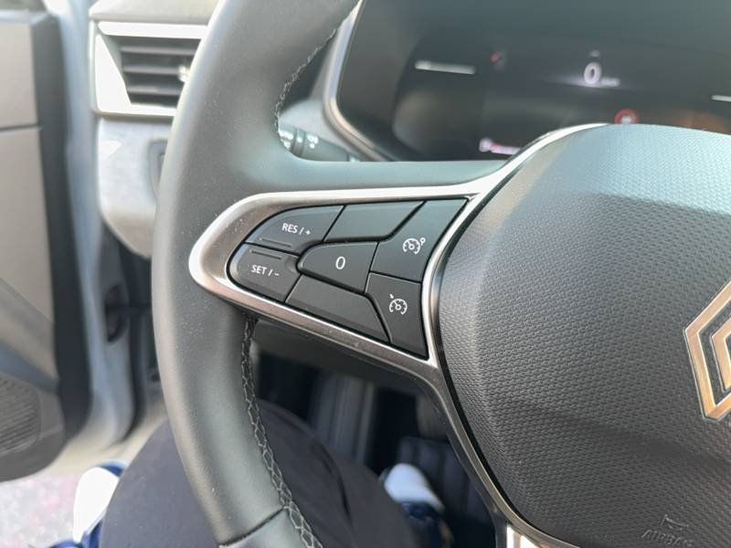 Renault Clio - Photo 21