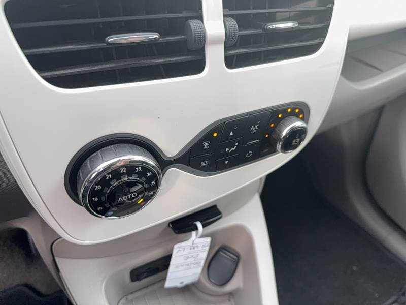 Renault Zoe - Photo 25