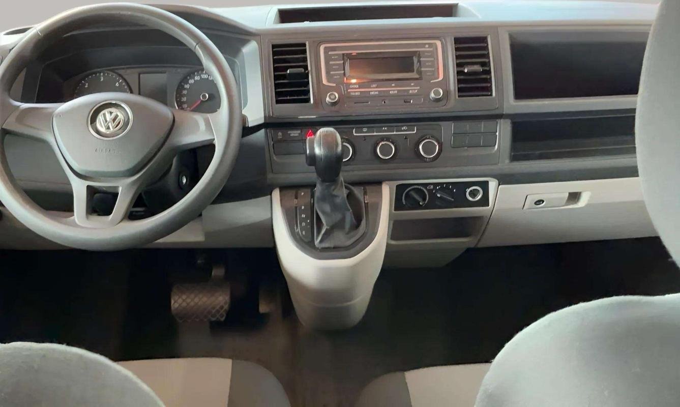 Volkswagen Multivan - Photo 8