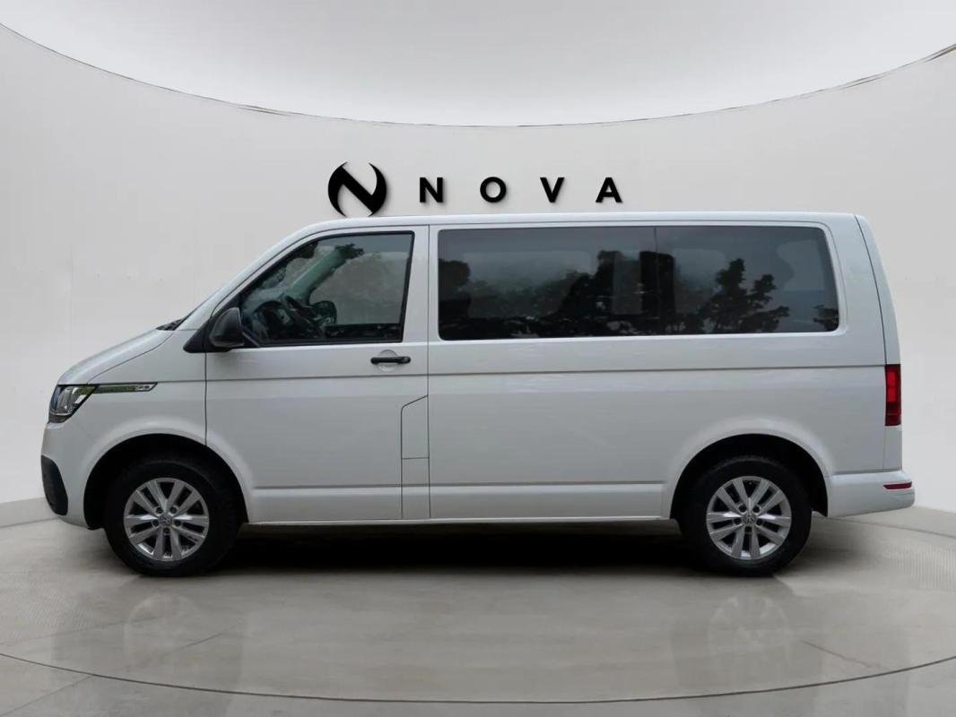 Volkswagen Multivan - Photo 2