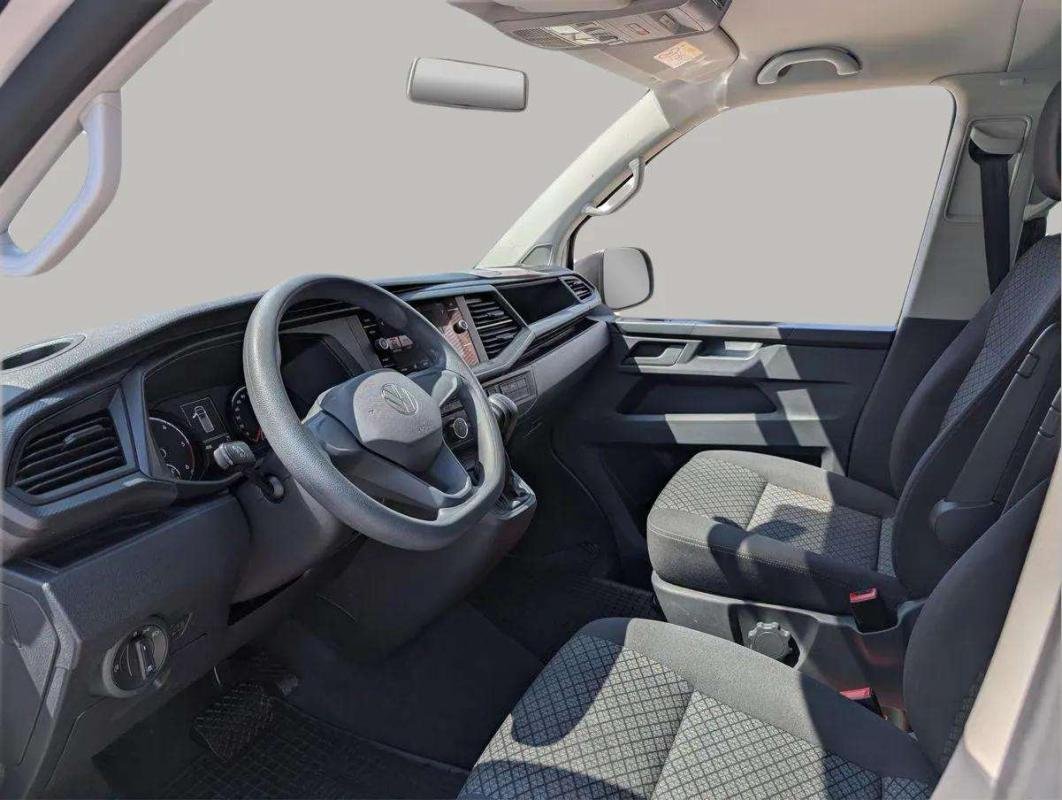 Volkswagen Multivan - Photo 8