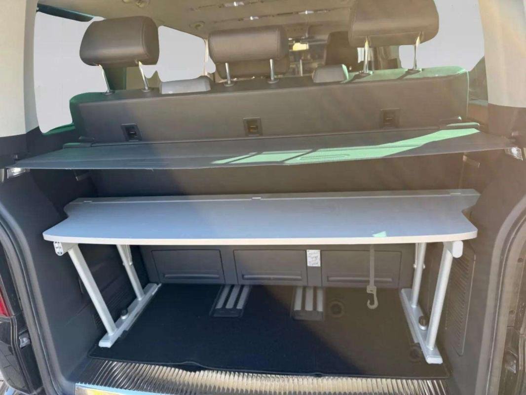 Volkswagen Multivan - Photo 8