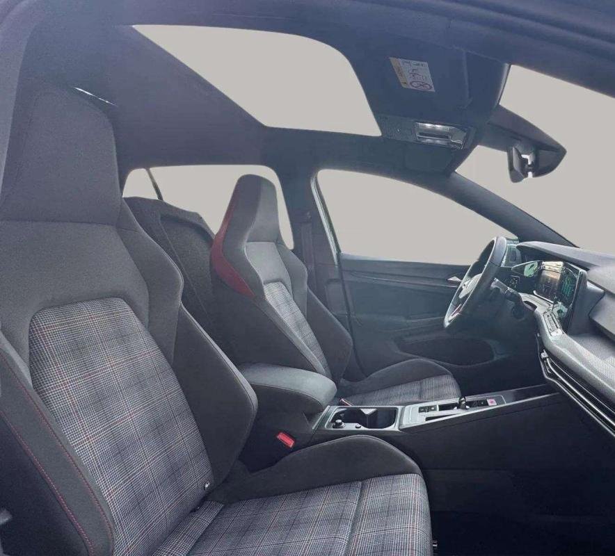 Volkswagen Golf - Photo 5