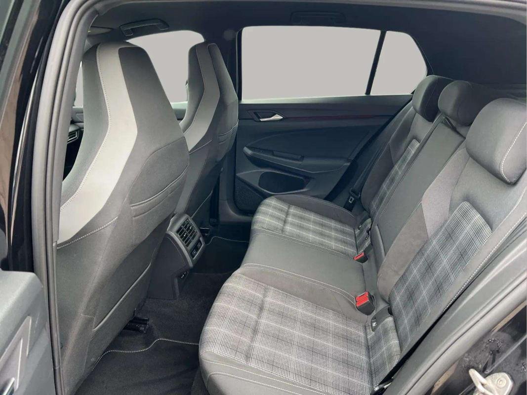 Volkswagen Golf - Photo 6