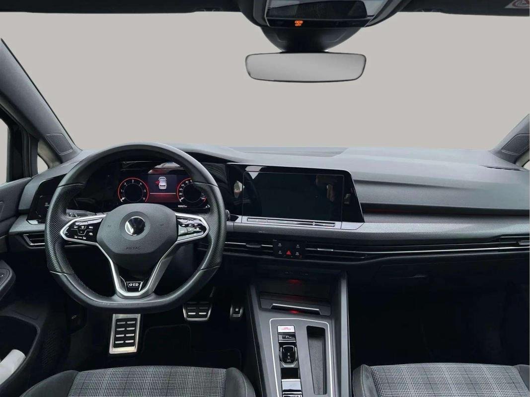 Volkswagen Golf - Photo 9