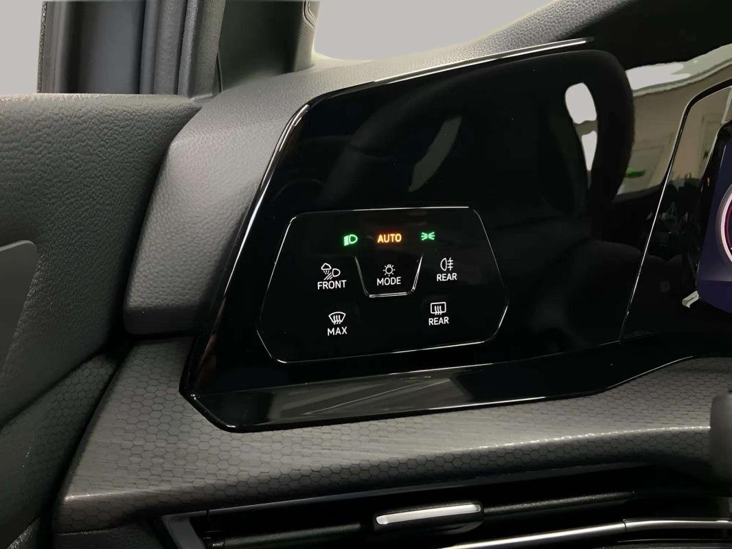 Volkswagen Golf - Photo 6